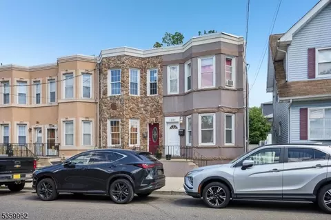 189 12 Howe Ave, Passaic, NJ 07055