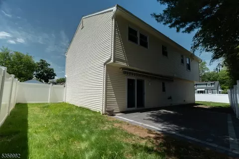 128 Jay Pl, Middlesex, NJ 08846 photo 22