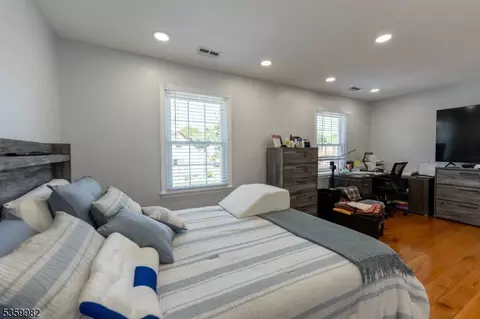 128 Jay Pl, Middlesex, NJ 08846 photo 17