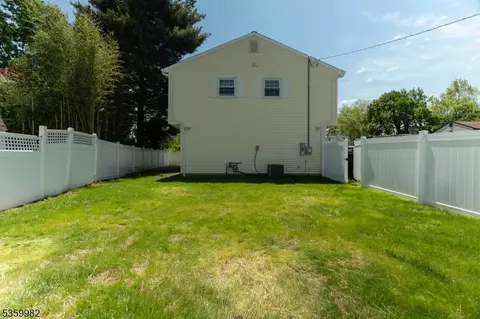 128 Jay Pl, Middlesex, NJ 08846 photo 20