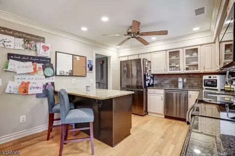 522 Hancock St, Middlesex, NJ 08846 photo 14