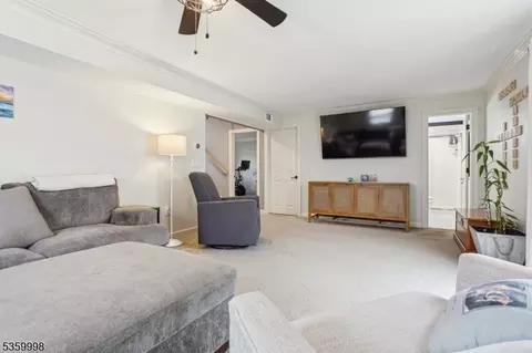 522 Hancock St, Middlesex, NJ 08846 photo 16