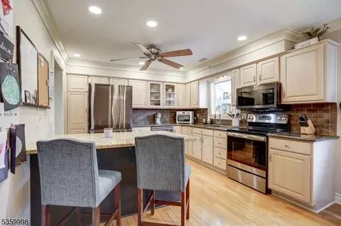 522 Hancock St, Middlesex, NJ 08846 photo 13