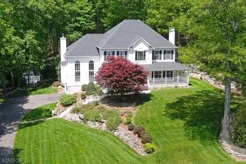 3 Mount Pleasant Rd, Sparta, NJ 07871