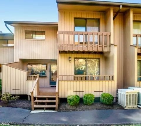 181 N Main St, Boonton, NJ 07005