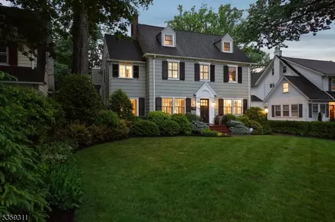 107 Summit Ave, Montclair, NJ 07043