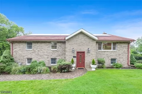 47 Venna Ave, North Haledon, NJ 07508