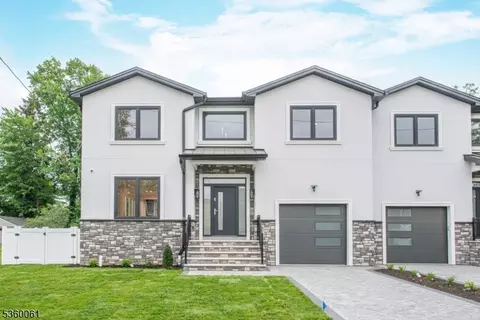 56 Jefferson Ave # B, Emerson, NJ 07630