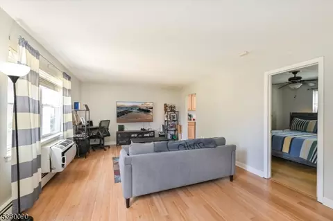 54 Knox Ter #1A, Wayne, NJ 07470 photo 6