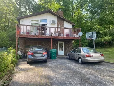 80 Oakland Ave, Rockaway, NJ 07866