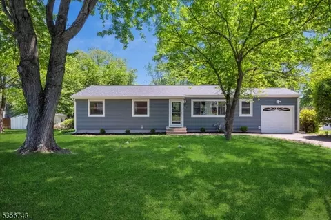 6 Cumberland Rd, Hillsborough, NJ 08844