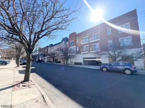 21-23 Freeman St #D 2, Newark, NJ 07105