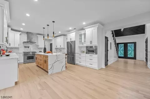 10 Wilson Ave, Wayne, NJ 07470 photo 12