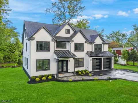 10 Wilson Ave, Wayne, NJ 07470 photo 3