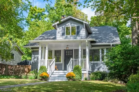 27 Nassau Rd, Montclair, NJ 07043