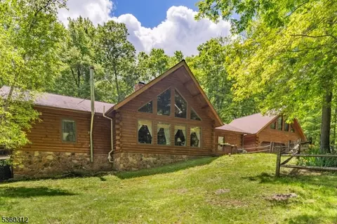 4 Heller Rd, Blairstown, NJ 07825