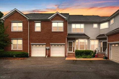 115 Cardigan Ct #115, Parsippany, NJ 07054