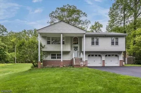 196 Sand Shore Rd, Budd Lake, NJ 07828