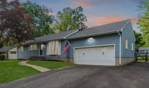42 Lingert Ave, Clinton, NJ 08809
