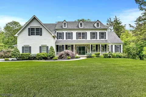 156 Oldwick Rd, Whitehouse Station, NJ 08889