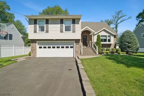 412 Otisco Dr, Westfield, NJ 07090