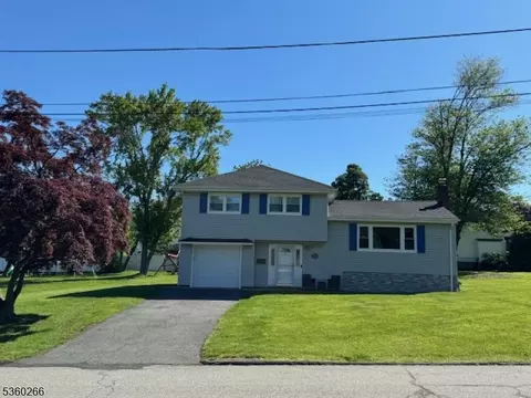 74 Knickerbocker Ave, Randolph, NJ 07869