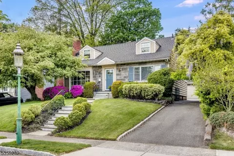 50 Stonehouse Rd, Glen Ridge, NJ 07028