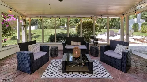 27 Bristol Pl, Wayne, NJ 07470 photo 17
