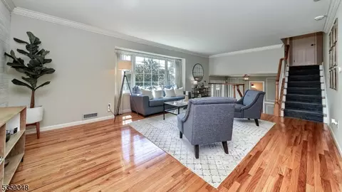 27 Bristol Pl, Wayne, NJ 07470 photo 7