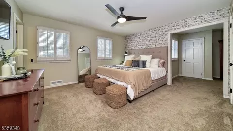 27 Bristol Pl, Wayne, NJ 07470 photo 24