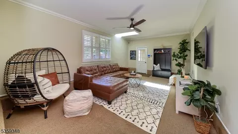 27 Bristol Pl, Wayne, NJ 07470 photo 12
