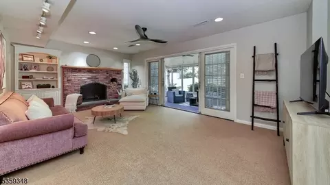 27 Bristol Pl, Wayne, NJ 07470 photo 14