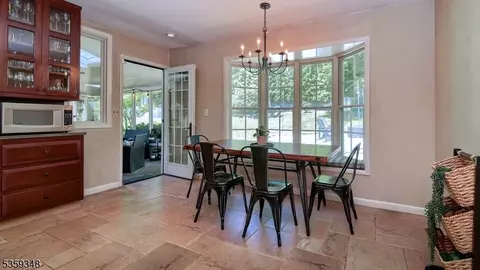 27 Bristol Pl, Wayne, NJ 07470 photo 23