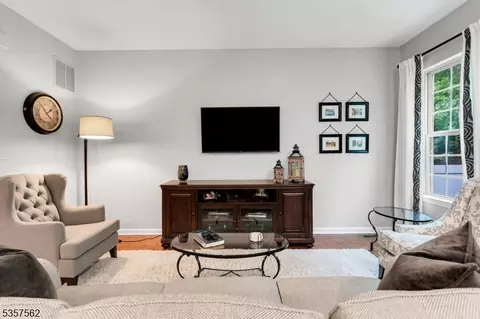 18 Brompton Pl, Randolph, NJ 07869 photo 16