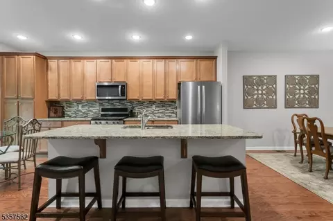 18 Brompton Pl, Randolph, NJ 07869 photo 9