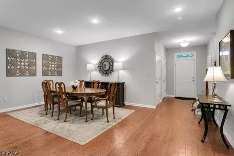18 Brompton Pl, Randolph, NJ 07869 photo 5