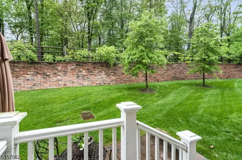 18 Brompton Pl, Randolph, NJ 07869 photo 34