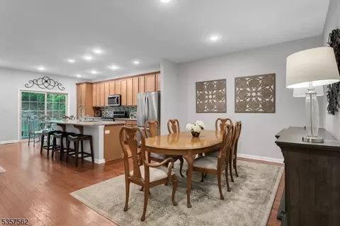 18 Brompton Pl, Randolph, NJ 07869 photo 8