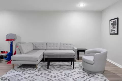 18 Brompton Pl, Randolph, NJ 07869 photo 30
