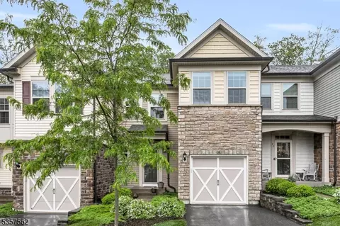 18 Brompton Pl, Randolph, NJ 07869 photo 2