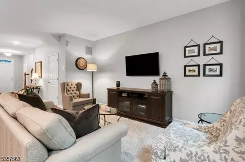 18 Brompton Pl, Randolph, NJ 07869 photo 14