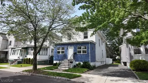136 Dalton St, Roselle Park, NJ 07204