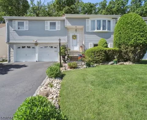 1048 Lowden Ave, Union, NJ 07083