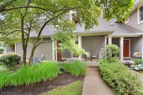 36 Loantaka Way U-b Coo-b, Madison, NJ 07940