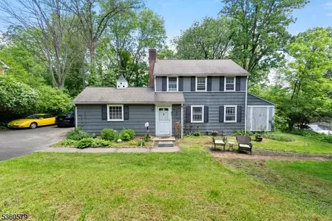 274 Diamond Hill Rd, Berkeley Heights, NJ 07922