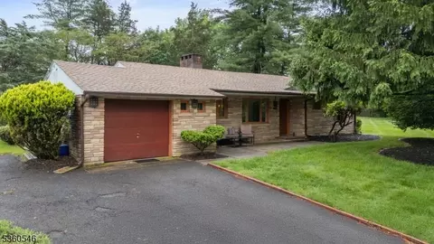 626 S Randolphville Rd, Piscataway, NJ 08854