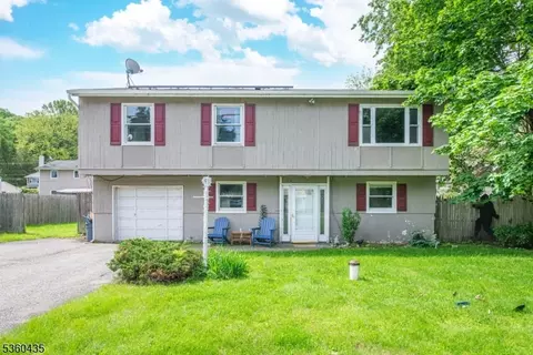 110 Shore Rd, Green Twp, NJ 07821