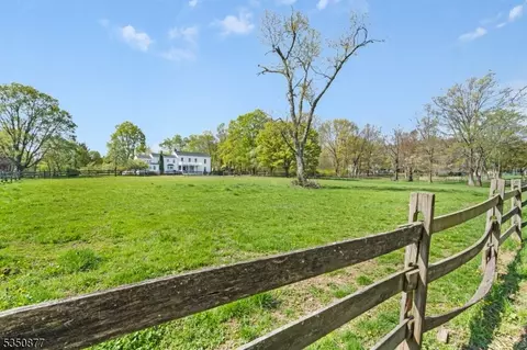 158 Rosemont Ringoes Rd, Stockton, NJ 08559