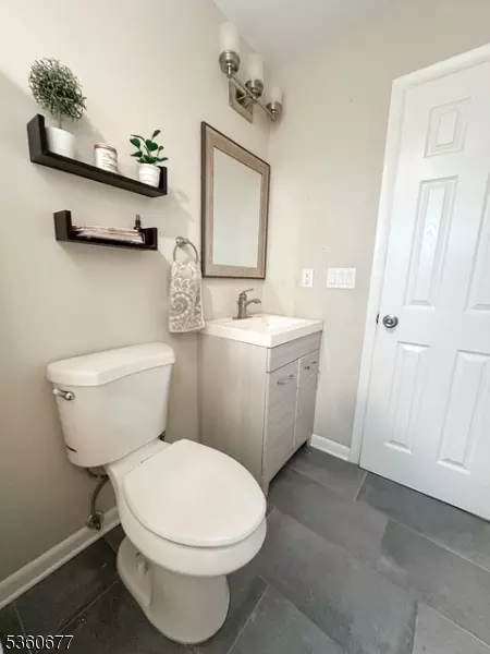87 Richard St, Dover, NJ 07801 photo 13