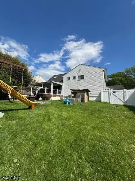 87 Richard St, Dover, NJ 07801 photo 30